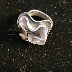 Retired Original Silpada Flower SS Ring